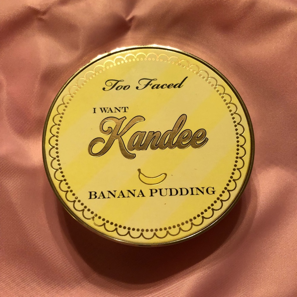 Too Faced Banana Pudding - New without Box